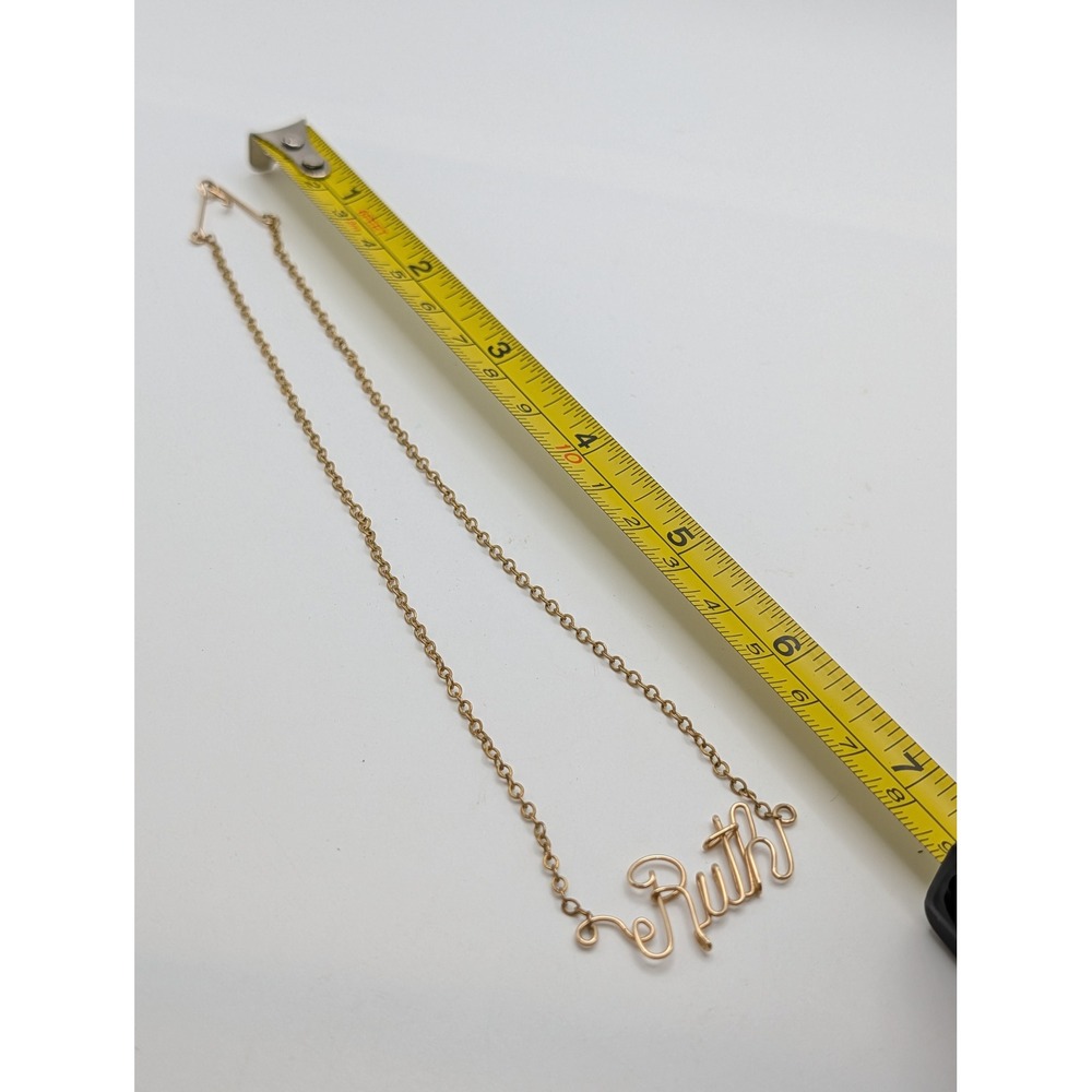 Gold Tone Wire Wrapped Ruth Nameplate Necklace Cursive Script 15 Inch Chain - Picture 7 of 10